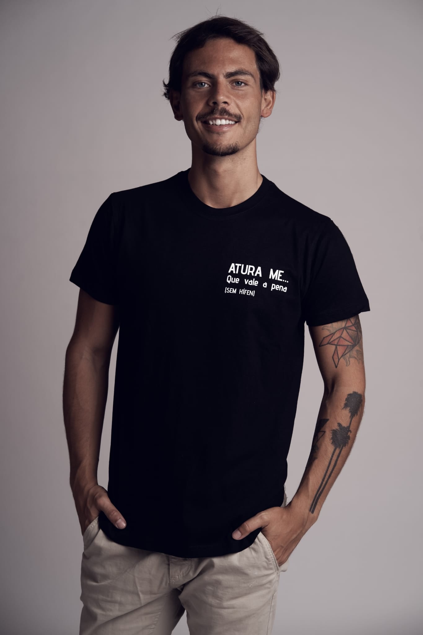 T shirt ATURA ME... que vale a pena - Sem Hífen